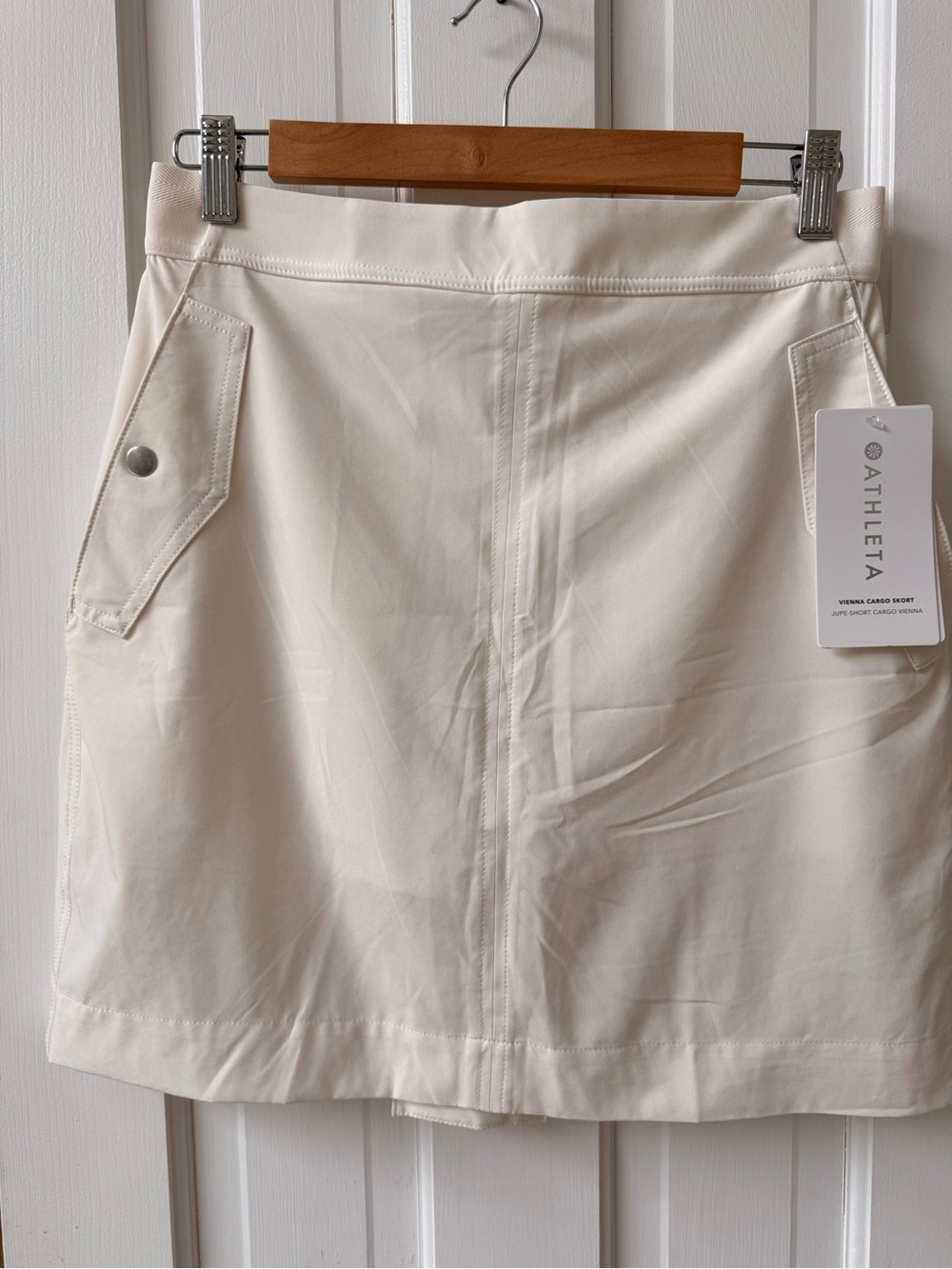 Athleta Cream Cargo Skort with Flap Pockets
